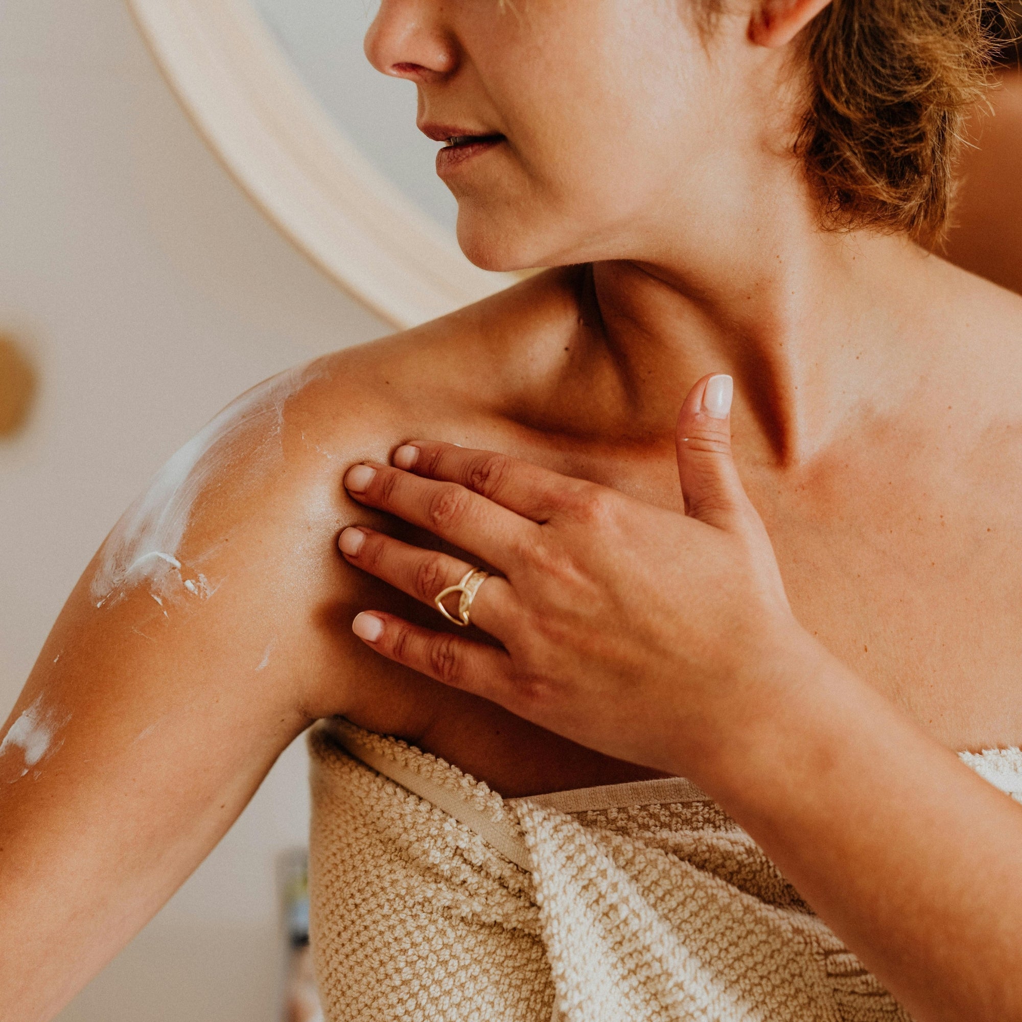 The Perimenopause Nutrition Guide